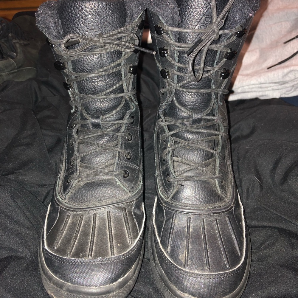 Nike boots
